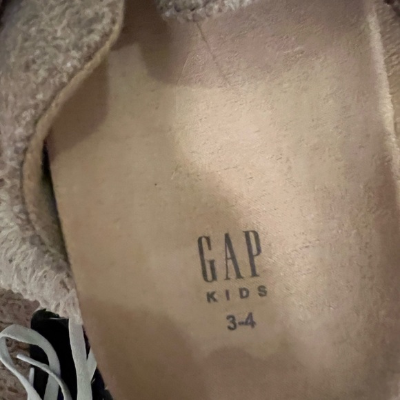 Gap Kids wool slip ons - Picture 2 of 3
